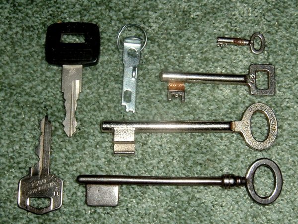 get keys copied near me